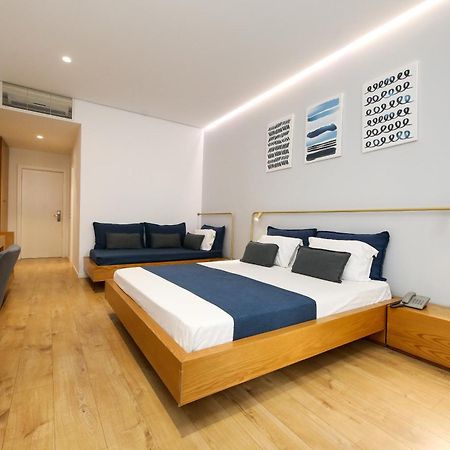 H&M Hotel Vlorë Esterno foto
